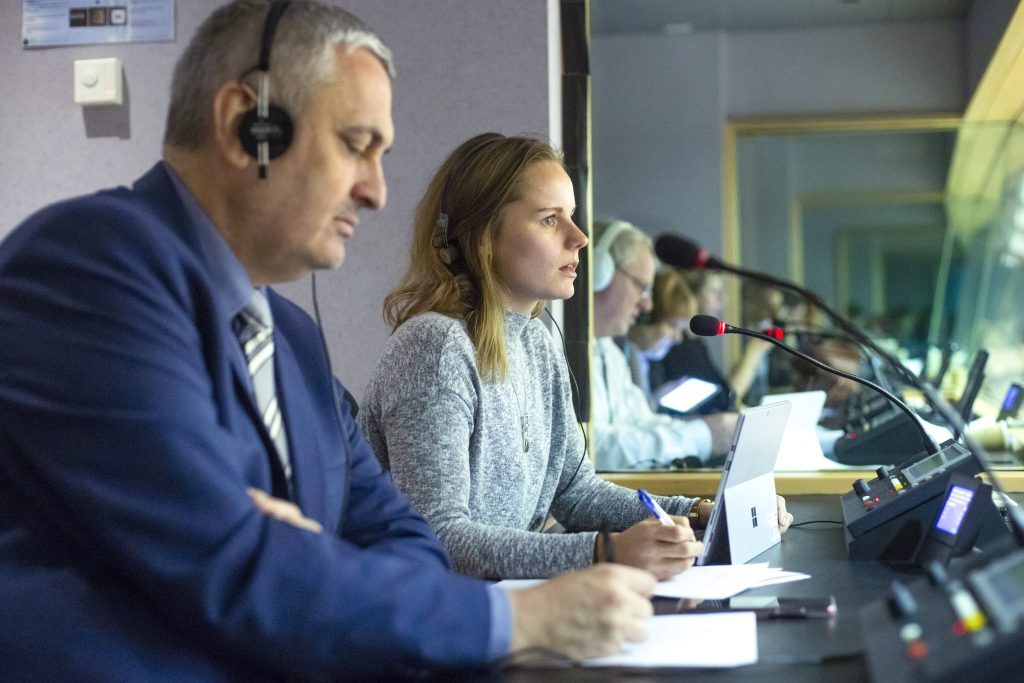 Simultaneous Interpreting